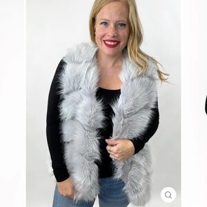 Stylish Gray Faux Fur Vest